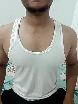 Lilhoodbabyyy from StripChat