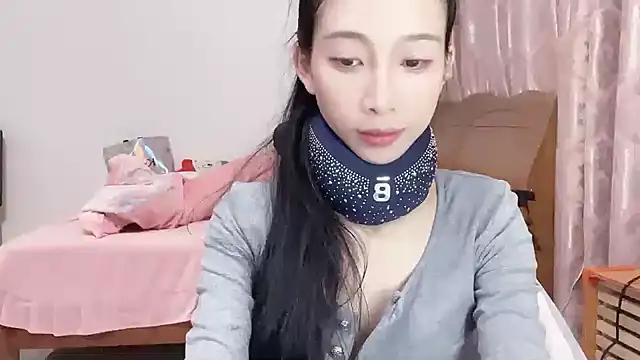 Lili-2 from StripChat