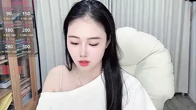 LILI-Baobei from StripChat
