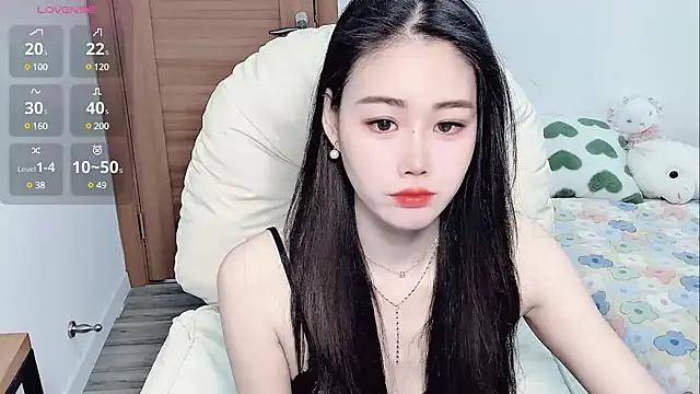 LILI-Baobei from StripChat