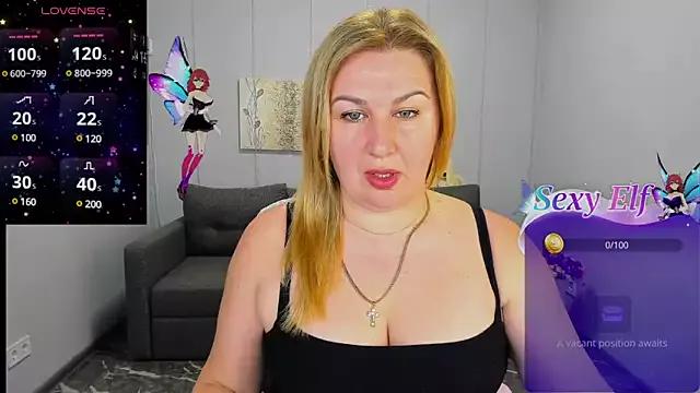 Lili_Crossi from StripChat