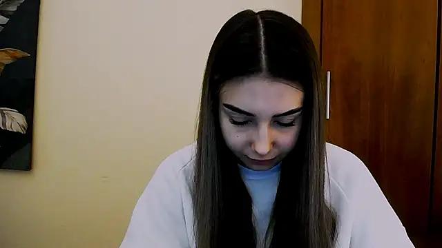 Lili_magic from StripChat