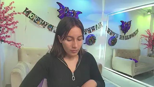 Explore our live girls sluts from our Custom and Multi clubs and checkout exclusive access to highly interactive content, such as shape, hair, titties, pussy type and many more.