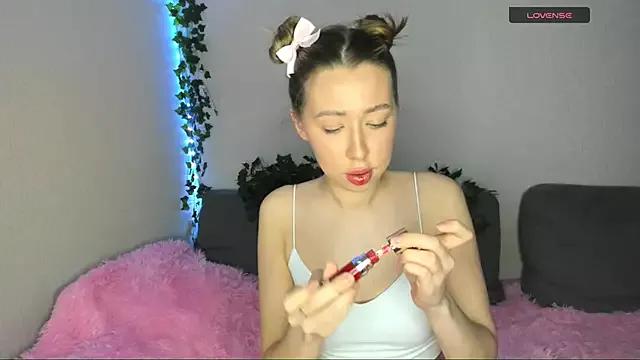Explore our live girls sluts from our Custom and Multi clubs and checkout exclusive access to highly interactive content, such as shape, hair, titties, pussy type and many more.
