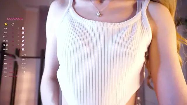 LilianHeart from StripChat
