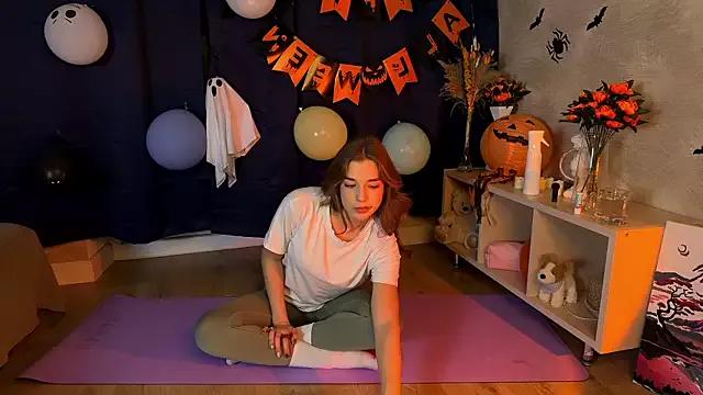 LilianLee from StripChat is Freechat