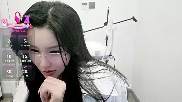 LILIBB-2025 from StripChat is Freechat