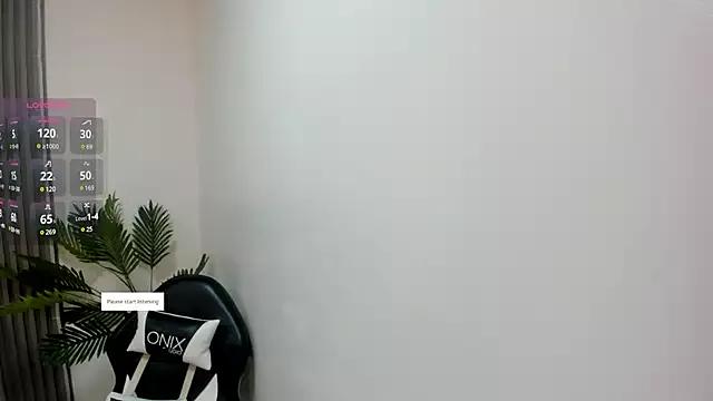 Lilily_lv from StripChat