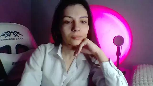 LiliRose_x from StripChat