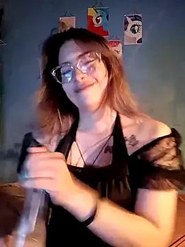 Lilith-Horny from StripChat is Freechat
