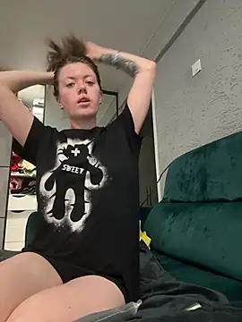 Lilith_blondy from StripChat