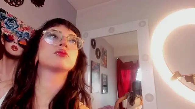 Lilith_crow from StripChat