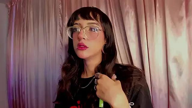 Lilith_crow from StripChat