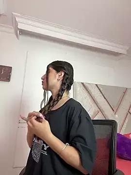 lilith_cut3 from StripChat