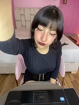 Explore our live girls sluts from our Custom and Multi clubs and checkout exclusive access to highly interactive content, such as shape, hair, titties, pussy type and many more.