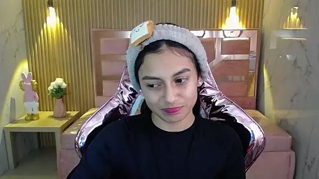lilith_petit_sub from StripChat
