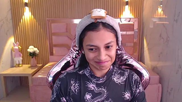 lilith_petit_sub from StripChat