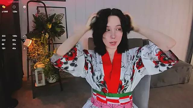 lilithlunna from StripChat