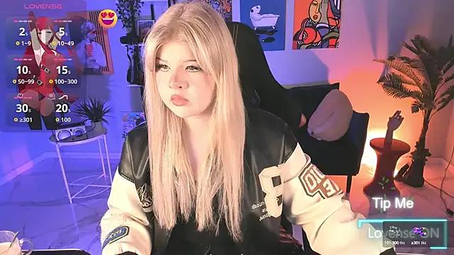 LilithNelson from StripChat is Freechat