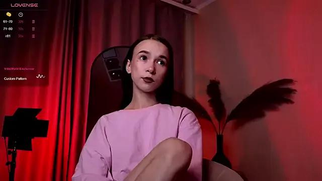 LilithStrangfor from StripChat