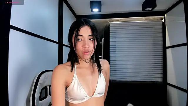 lilithTeen1_ from StripChat