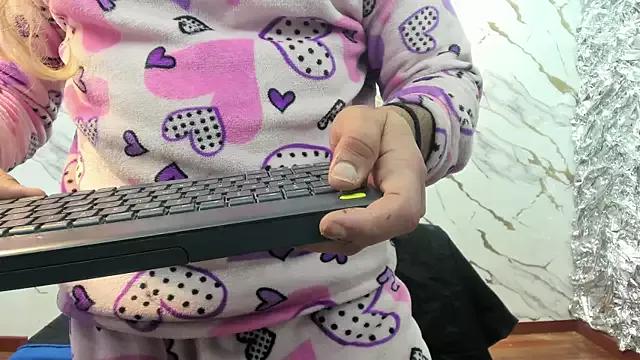 Explore our live girls sluts from our Custom and Multi clubs and checkout exclusive access to highly interactive content, such as shape, hair, titties, pussy type and many more.