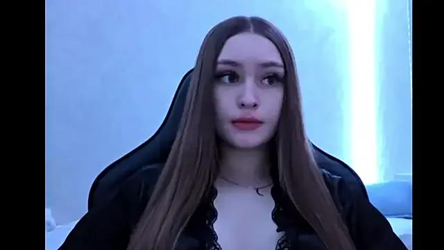 Lilitmoonnn webcams show profile image 