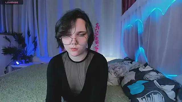 LiliViolet from StripChat