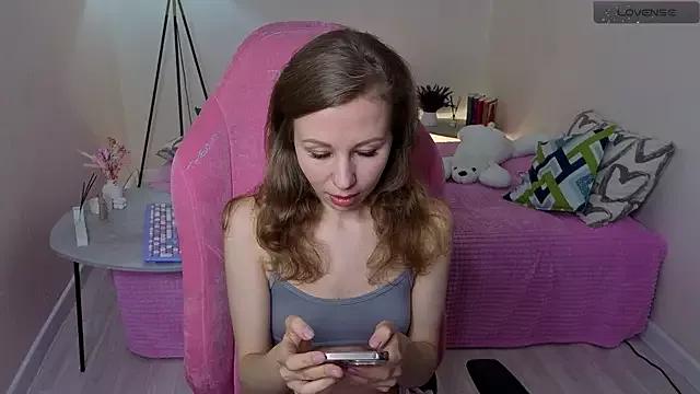 Explore our live girls sluts from our Custom and Multi clubs and checkout exclusive access to highly interactive content, such as shape, hair, titties, pussy type and many more.