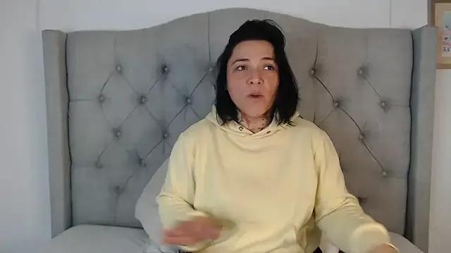 Lillebbw from StripChat