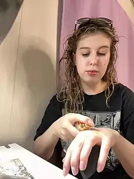 Lillian_Dyson from StripChat