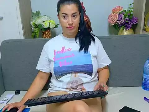 LillianaHart from StripChat is Freechat