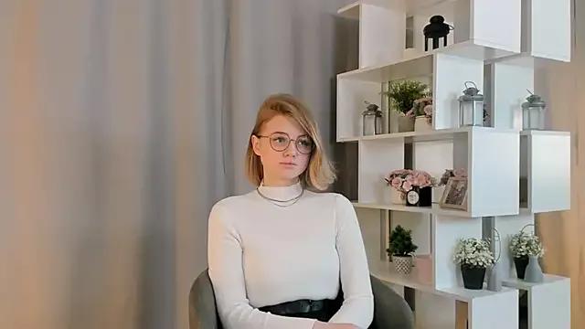 LillieLejune webcams show profile image 