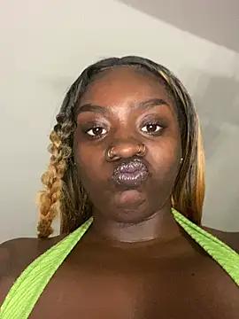 LillShayy from StripChat