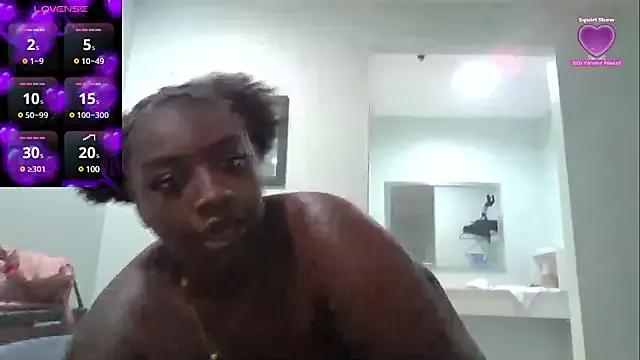LillShayy from StripChat