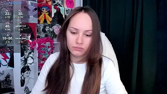 Explore our live girls sluts from our Custom and Multi clubs and checkout exclusive access to highly interactive content, such as shape, hair, titties, pussy type and many more.