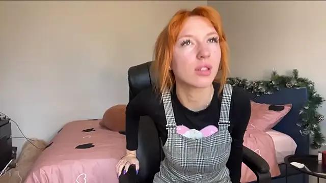 LillyMays from StripChat is Freechat