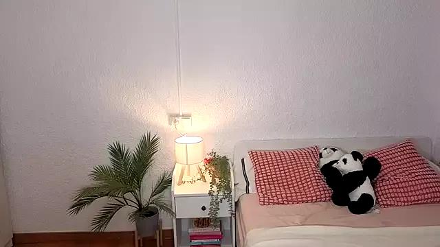 lillypanda from StripChat is Freechat