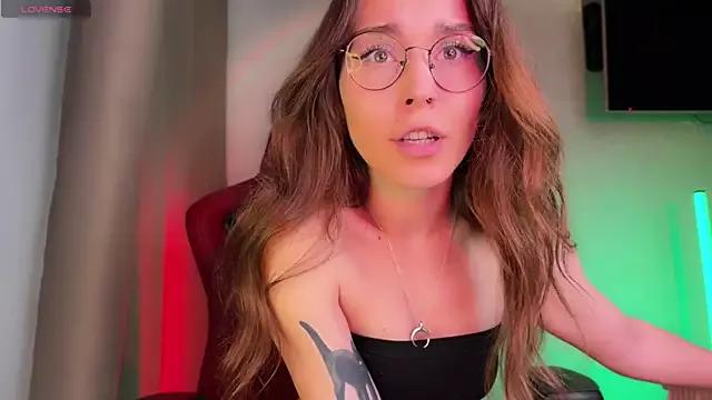 LilMeowMeow webcams show profile image 