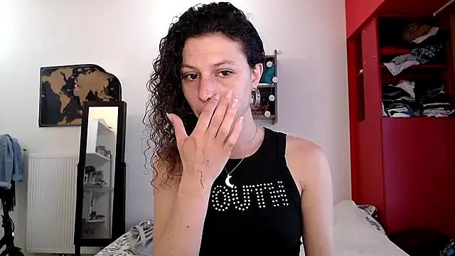 Lilou_cuute from StripChat
