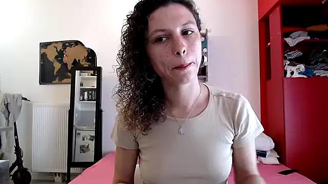 Lilou_cuute from StripChat