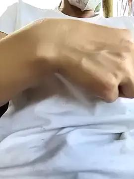 lily-00 from StripChat