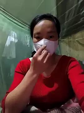 lily-00 from StripChat is Freechat