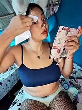 Lily-o from StripChat is Freechat