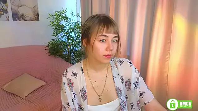 Lily_aurum from StripChat is Freechat