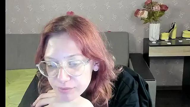 Lily_Ember from StripChat