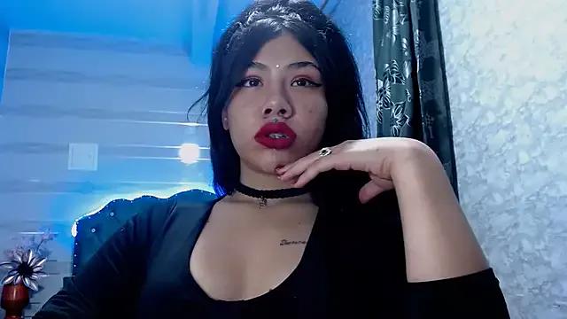 Explore our live girls sluts from our Custom and Multi clubs and checkout exclusive access to highly interactive content, such as shape, hair, titties, pussy type and many more.