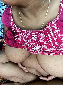 Lily_Rosy from StripChat