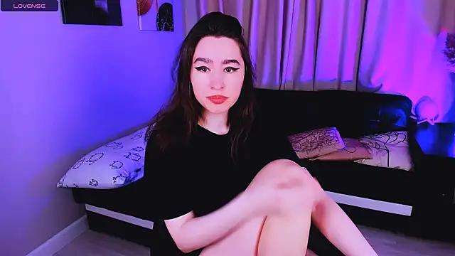 Explore our live girls sluts from our Custom and Multi clubs and checkout exclusive access to highly interactive content, such as shape, hair, titties, pussy type and many more.
