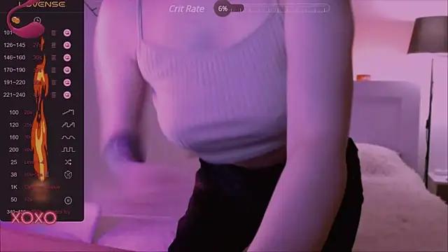 LilyFarey from StripChat